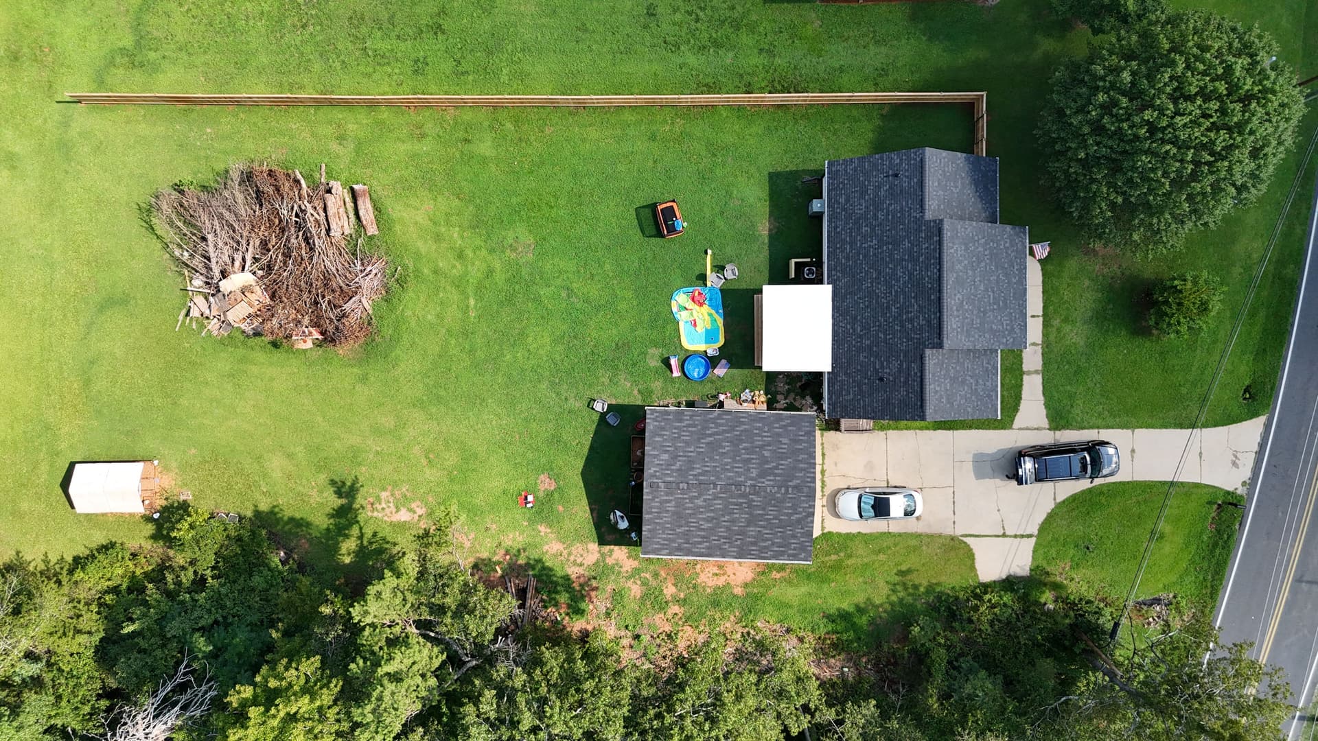 Gallery photos for Owens Corning Onyx Black Roof and Gutter Install in Lyman SC: Image #1