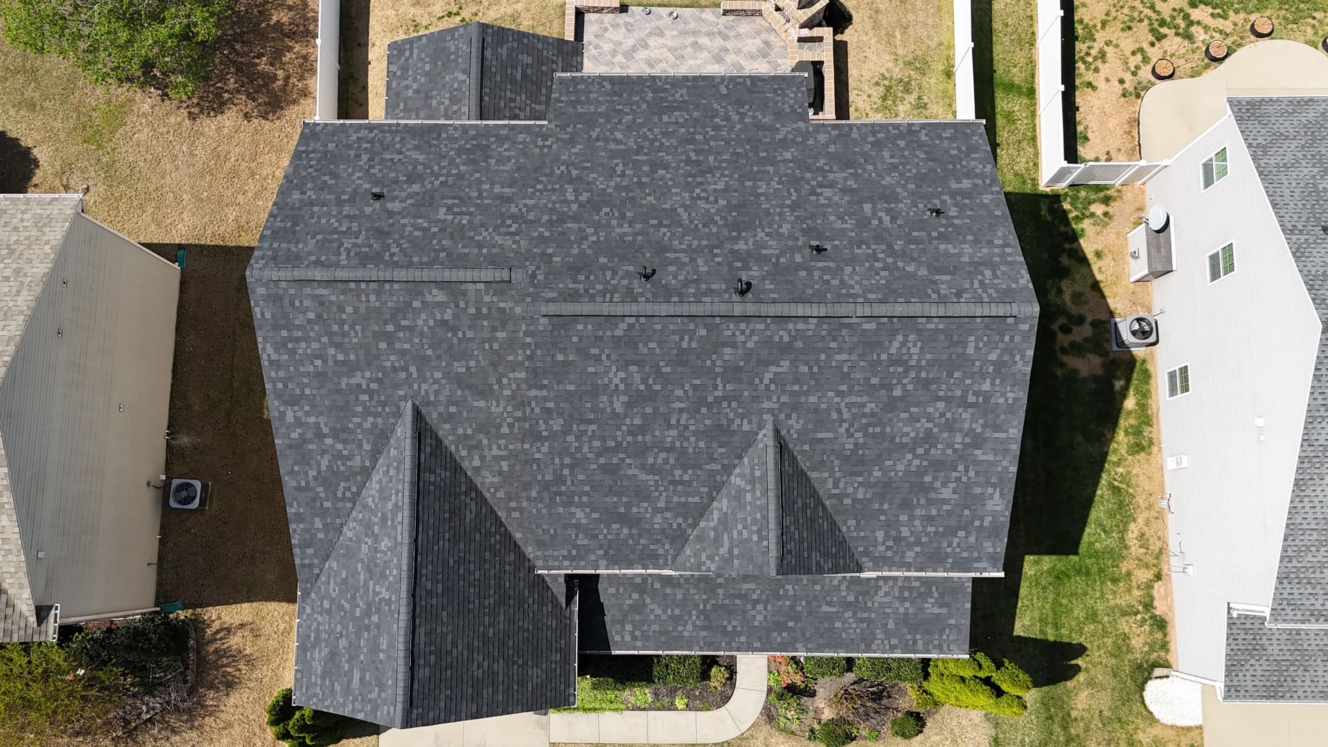Gallery photos for High-Quality Roof Replacement with Premium Shingles: Image #4