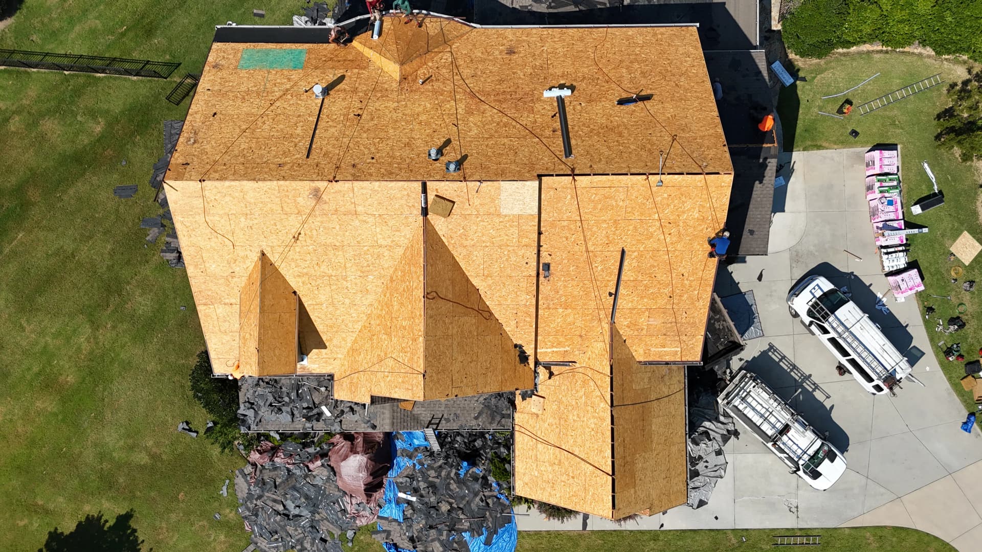 Owens Corning Duration Desert Rose Roof Replacement in Simpsonville SC image