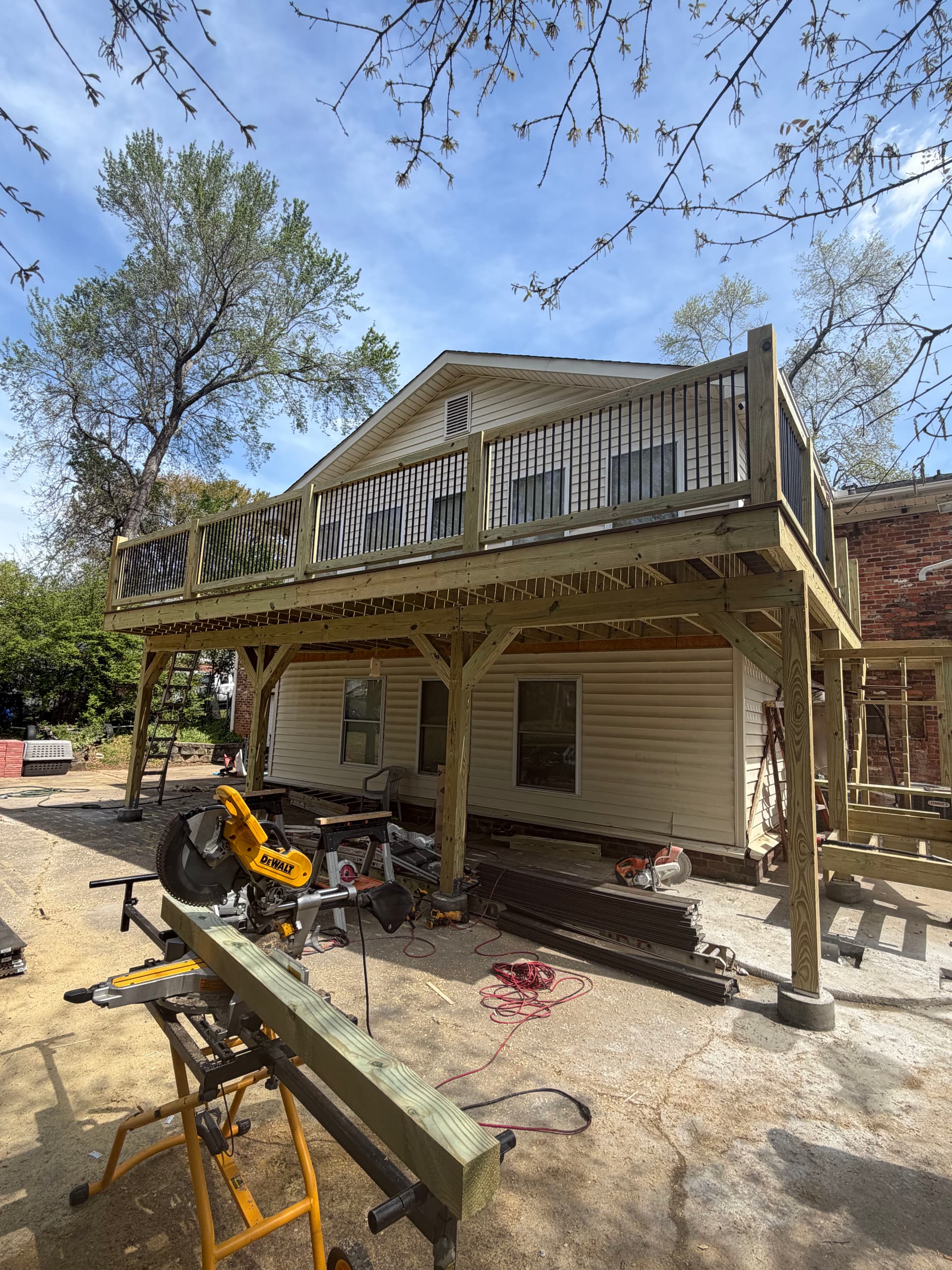 Gallery photos for Custom Trex Deck Rebuild with Aluminum Insulated Porch Cover: Image #3