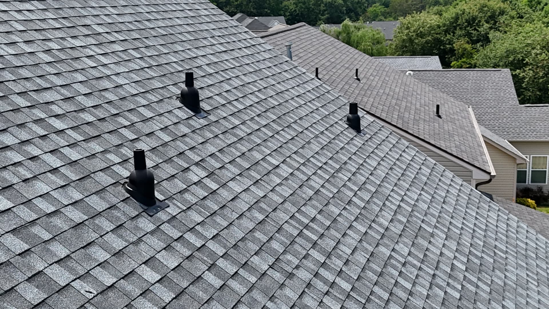 Gallery photos for CertainTeed Landmark Pro Roof Installation in Greenville SC: Image #2