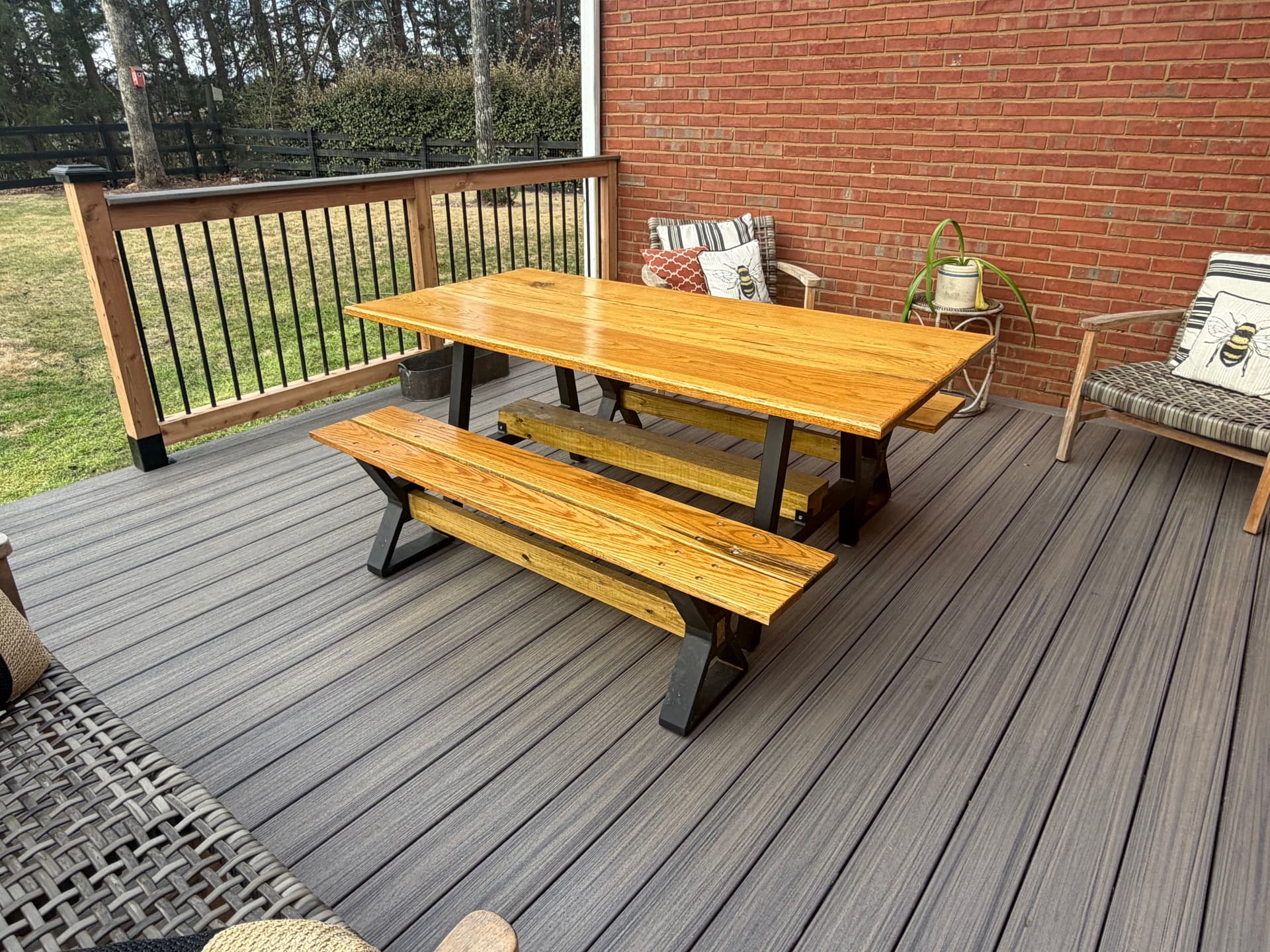 Custom Deck with Trex and Cedar Railing Brings New Life to a Backyard