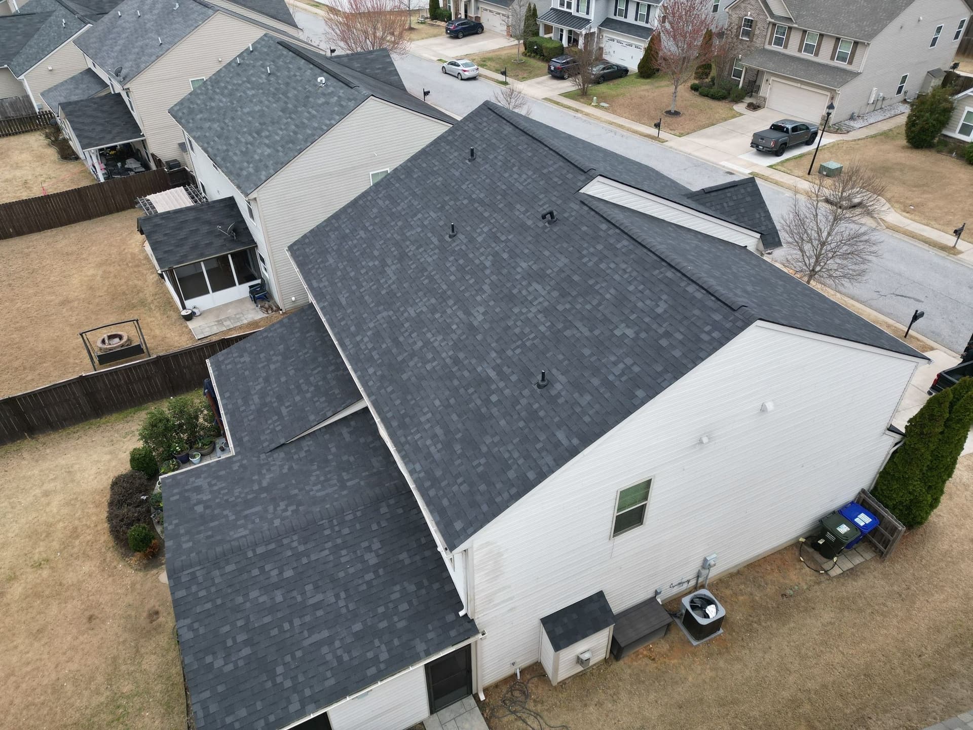Gallery photos for Elevate Your Home with Our Stellar Roofing Services: Image #2