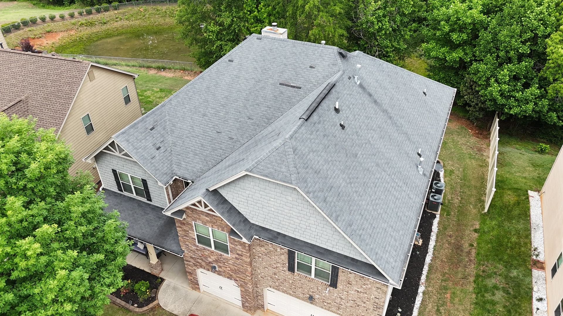 Gallery photos for Owens Corning Duration Brownwood Shingles That Actually Match Your Home: Image #1