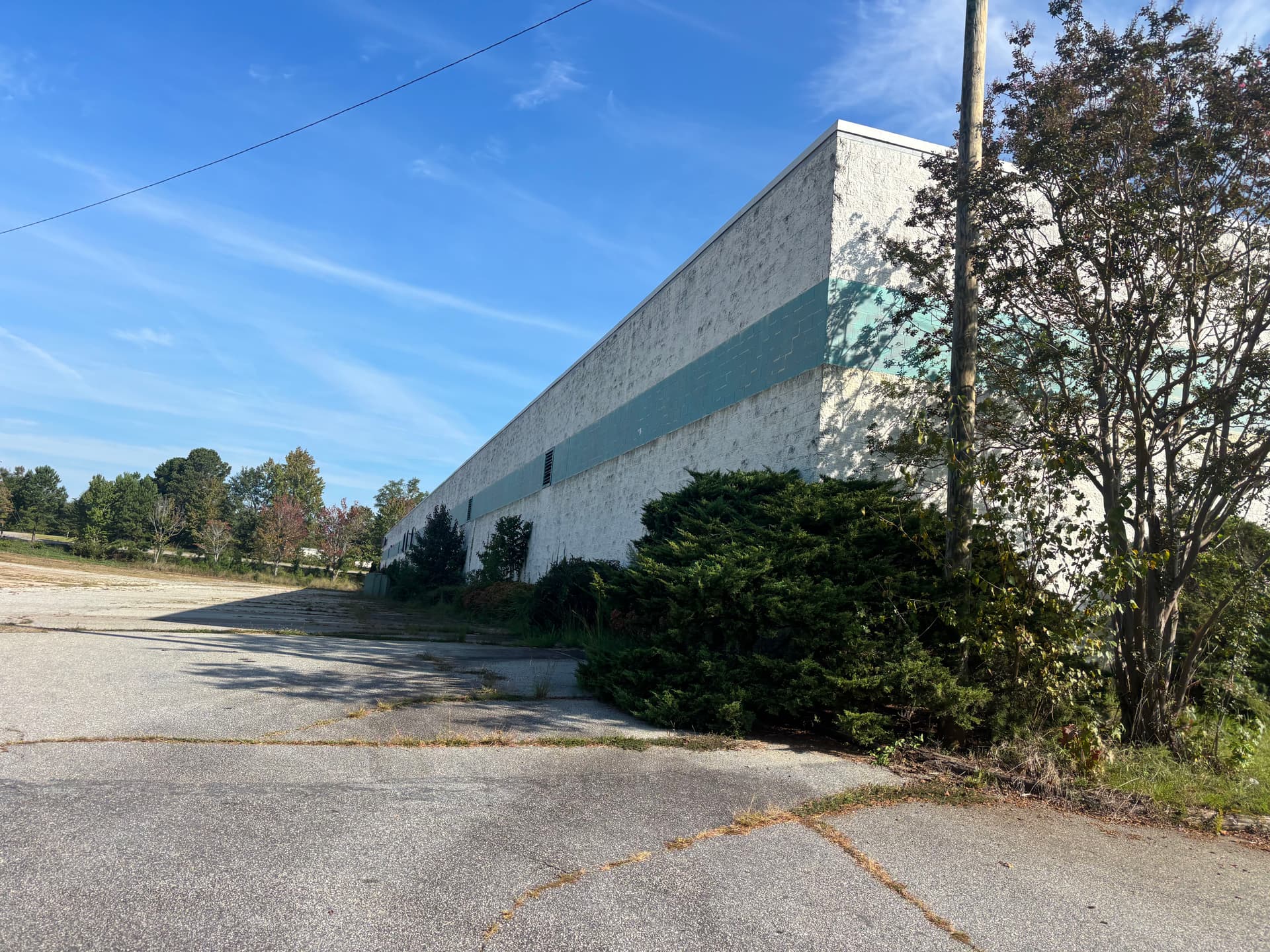 Exterior Painting Transformation at Kymco USA Headquarters in Spartanburg