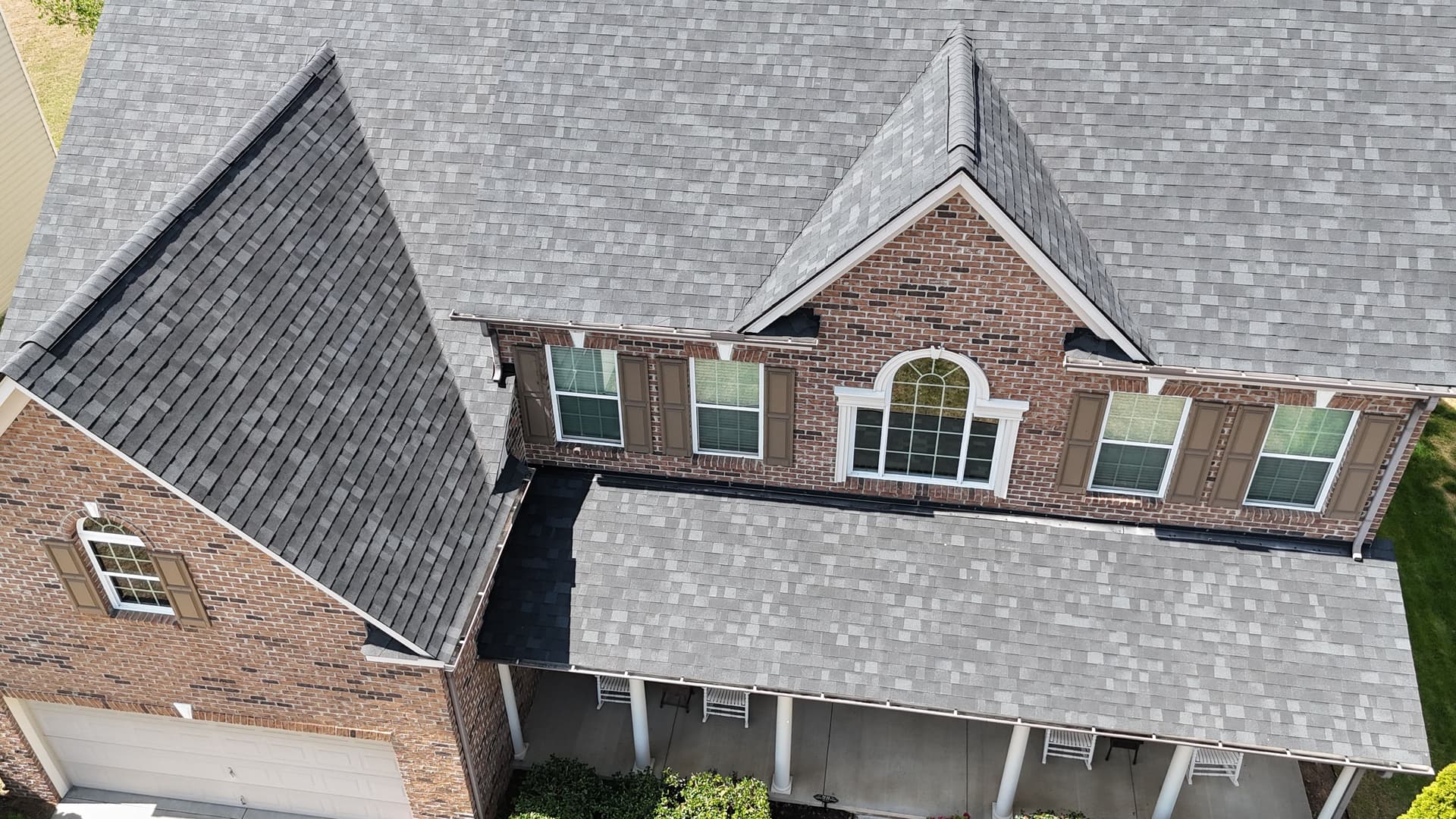 Fresh OC Oakridge Onyx Roof Upgrade image