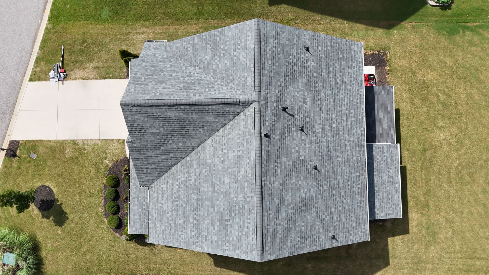 Gallery photos for Owens Corning Estate Gray Roof Installation in Greenville SC: Image #1