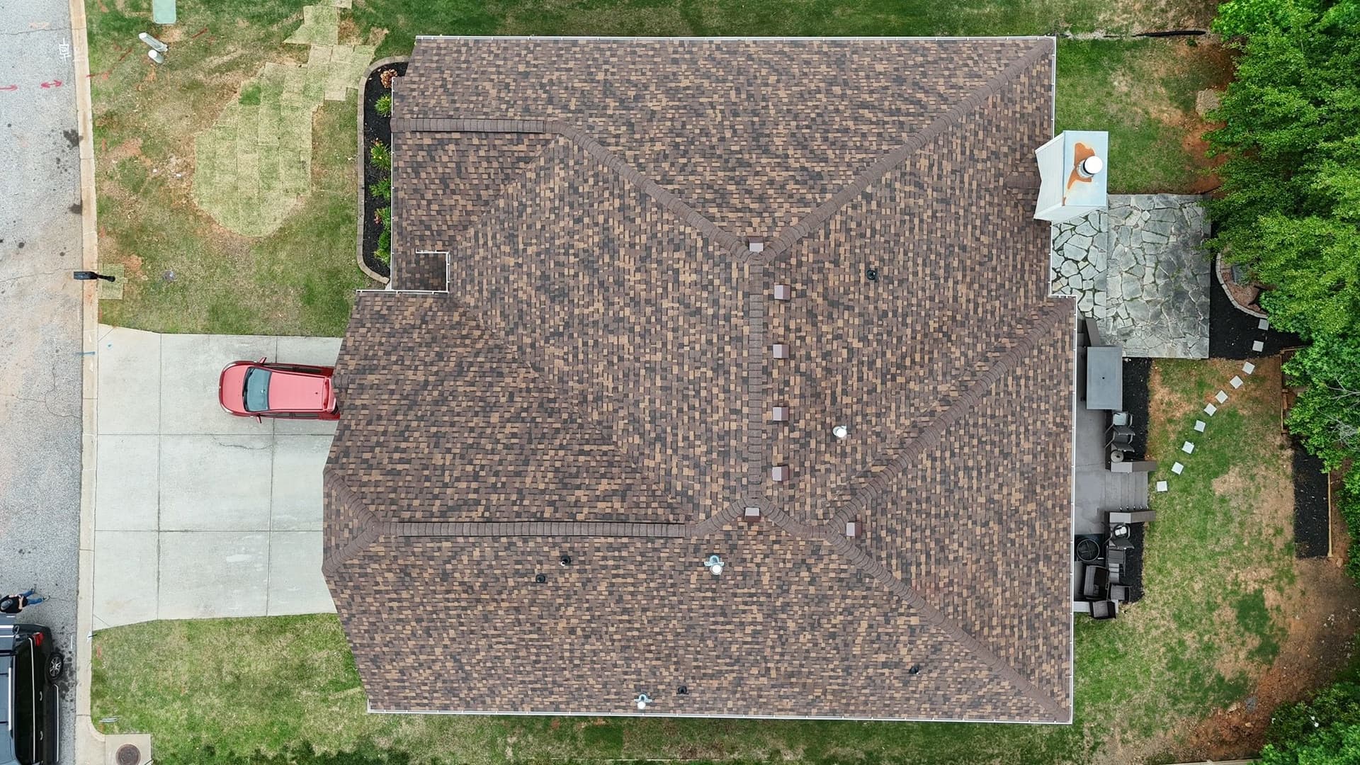 Gallery photos for Owens Corning Duration Brownwood Shingles That Actually Match Your Home: Image #2