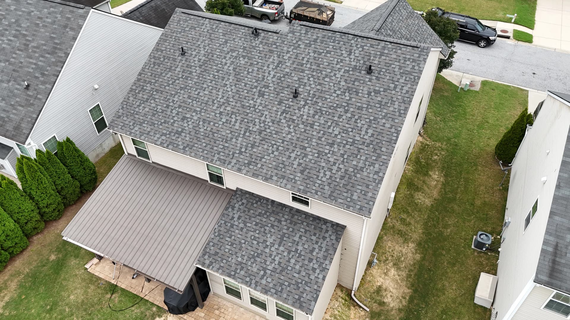 Gallery photos for New Roof Installation in Simpsonville Showcases OC Williamsburg Gray: Image #3