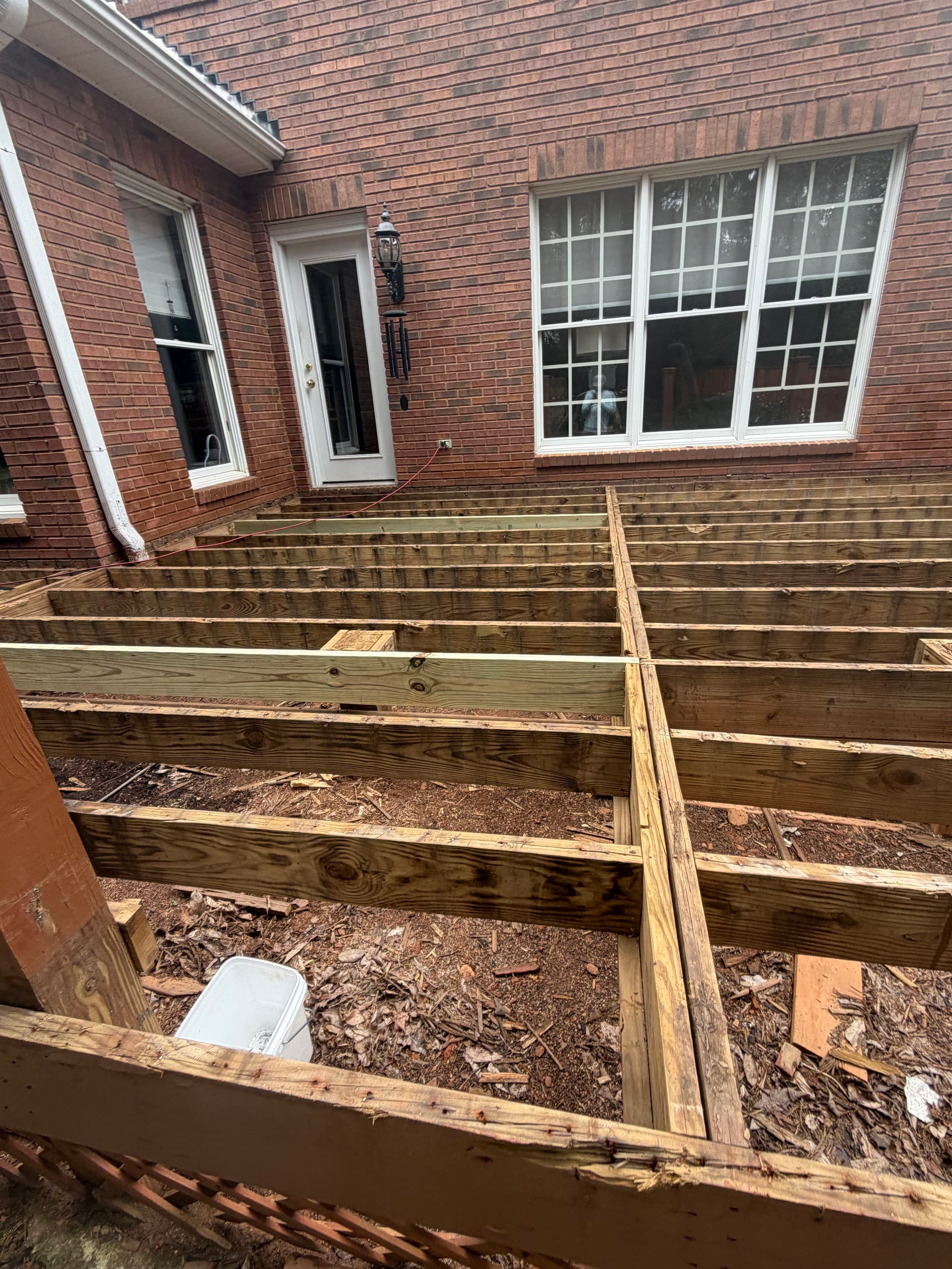Gallery photos for Worn-Out Wood Deck Gets a Full Trex Redeck in Greer: Image #2